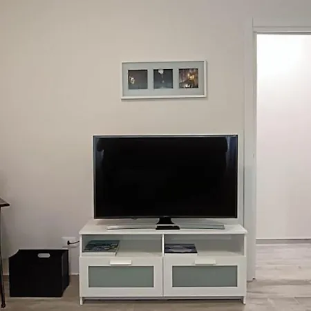 House Apartment *