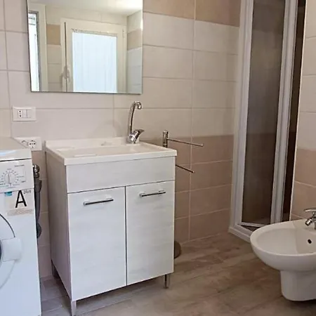House Apartment *