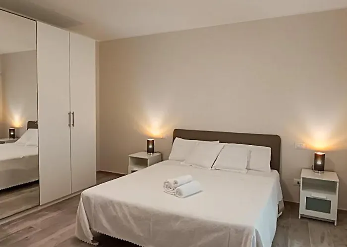 House Апартаменты *